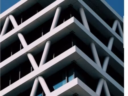 local commercial 160 m² furiani