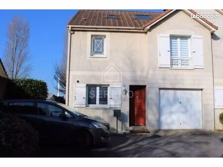 maison 6 pièces 110 m²