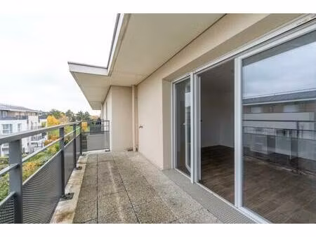 appartement 2 pièces lumineux dernier étage à andrésy