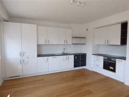 appartement 3 chambres de +- 100 m²