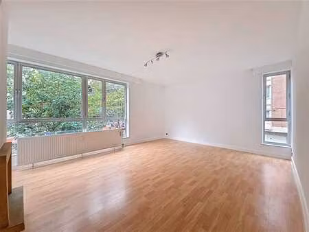 appartement 2 ch en parfait état - 1er étage lumineux