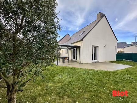 à vendre – montfort-sur-meu – maison contemporaine 5 pièces édifiée en 2014