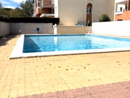 t2 cap d agde/ rochelongue/ piscine