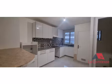 t3 - aix sud - terasse - rue jules vernes