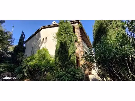 cavalaire sur mer maison individuelle 230 m2 dans résidence sécurisée sans vis à vis