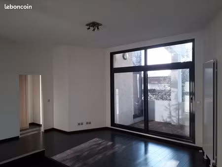 appartement 82m² en location