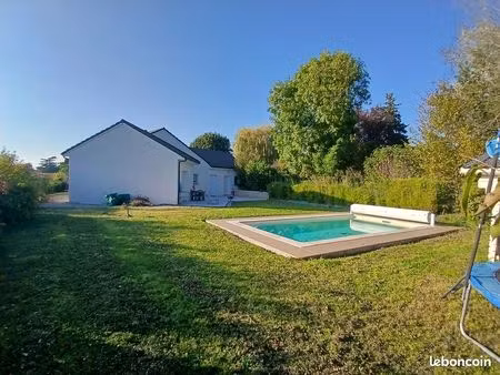 maison de plain-pied 3 chambres avec piscine