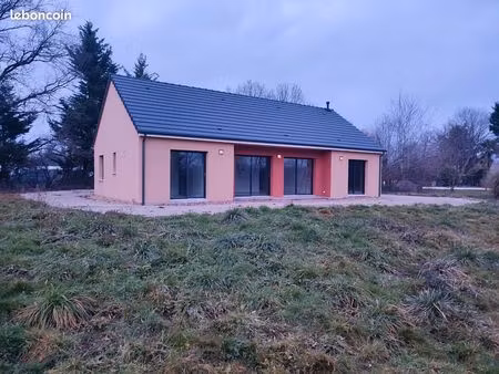 maison neuve 5 pièces 110m2 - 4400m2 de terrain