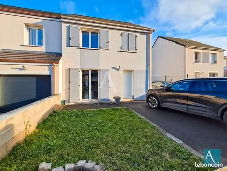 propriété 4 pièces 80 m²