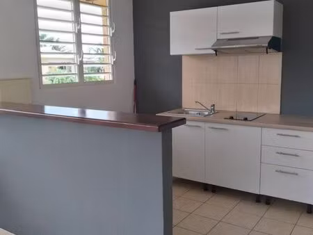 t2 vide cayenne résidence estudoms