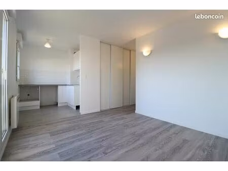 studio 2 pièces 31 m²