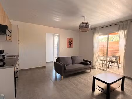 beau t2 meublé avec balcon à remire montjoly