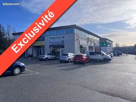 boutique 109 m² brignoles