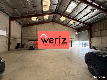 local industriel 400 m²