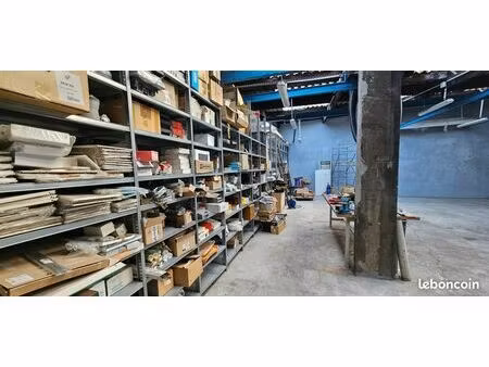 local industriel 210 m²