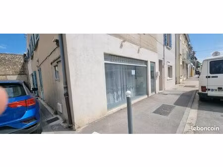 a vendre local proche narbonne