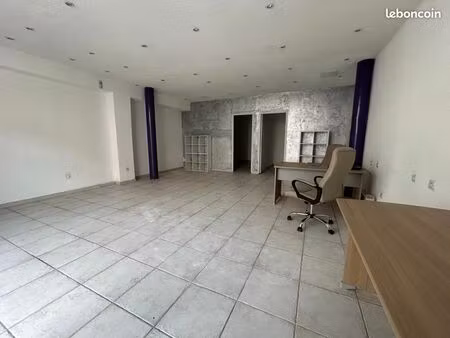 local commercial 58 m²