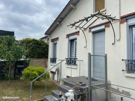 charmante petite maison