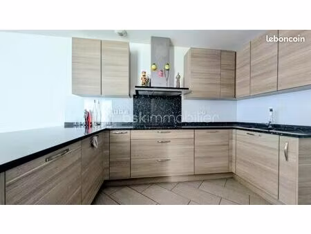 pavillon 4 pièces 100 m²