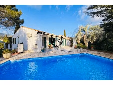 villa 5 pièces 112 m²