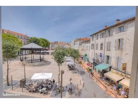 coup de cœur – vieil antibes – 2 pièces avec mezzanine – vue plein ouest
