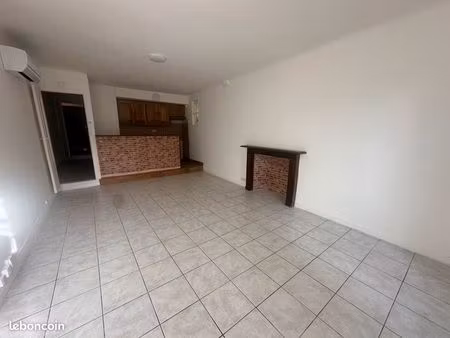 bidache centre-ville studio