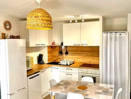 t2 location 3-5 mois tout équipé + 2 parkings