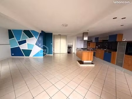 appartement 3 pièces 74 m²