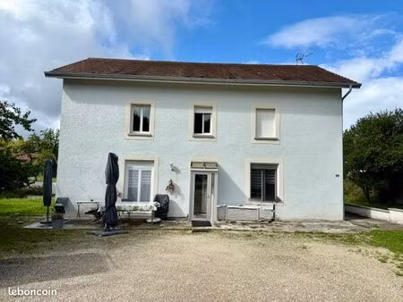 immeuble 230 m² valdahon