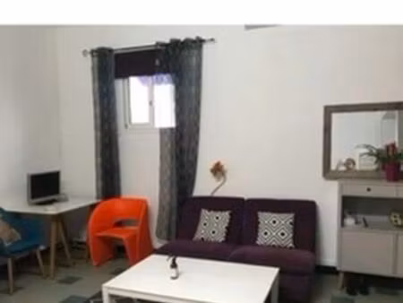 grande studio proche chu et centre-ville meublé