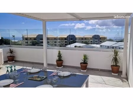 centre de la bretagne t4 100m² env + terrasse 25m² vue mer  dernier étage