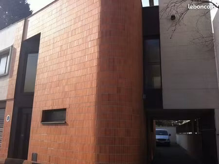 bureaux 150 m² saint-denis