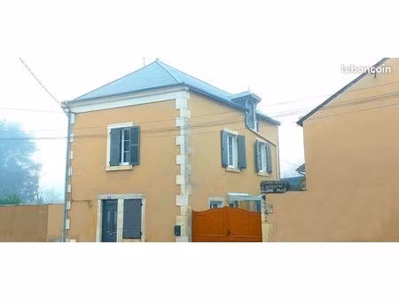 maison de ville 2 chambres 80m2