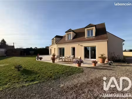 maison 8 pièces 229 m²
