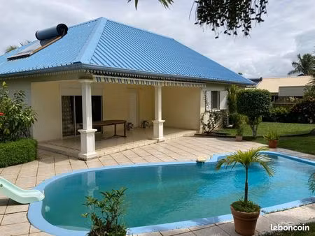 villa 4 pièces 76 m²