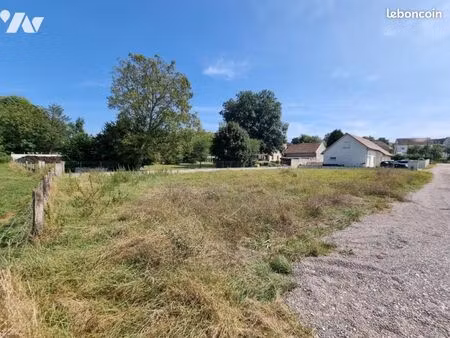 terrain 706 m² burgille