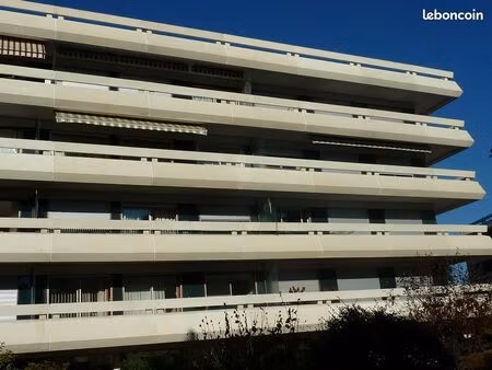 appartement de 5p dans bonne résidence standing avec cave & parking en sous-sol