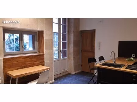 t2 meublé avec terrasse