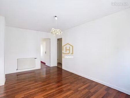 appartement 3 pièces 55 m²