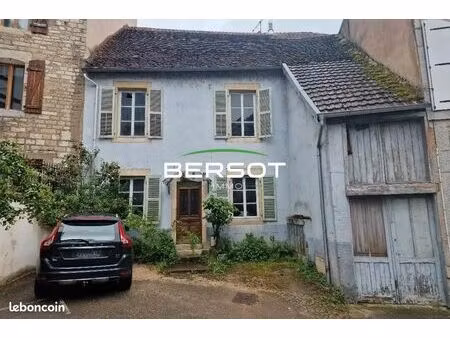 immeuble 5 pièces 156 m²