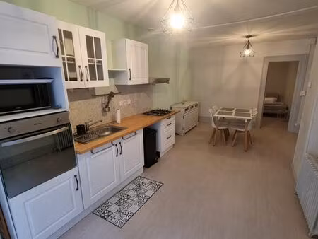 appartement 80 m² – 3 chambres – cave 70 m² – aucun travaux – zéro charge