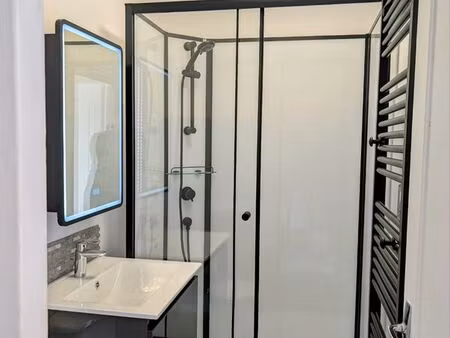 loue f2 34m2 avec parking