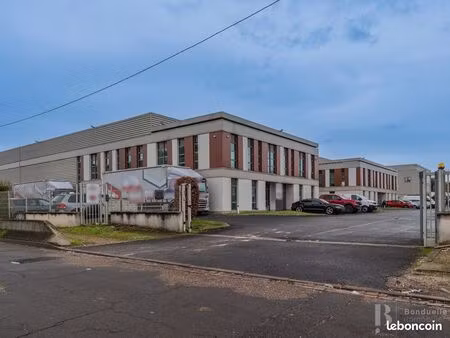 entrepôt 537 m² le blanc-mesnil