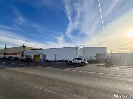 local commercial 93 m² gournay-sur-marne