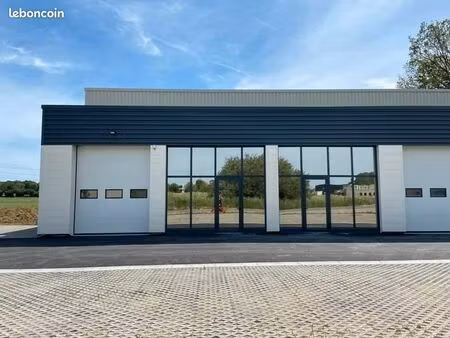 local commercial entrepot