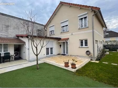 maison individuelle secteur vieux pays – 120 m² habitables – rénovée en 2012