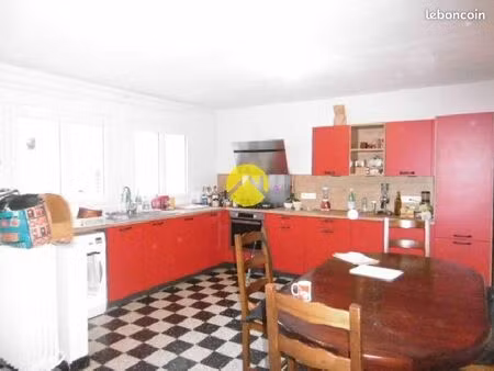 maison 6 pièces 166 m²