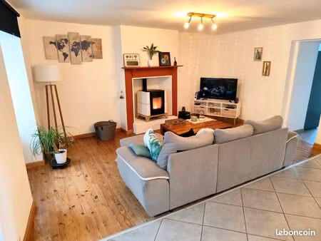 location maison de ville