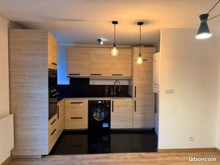 t2 43 m² en rez-de-jardin avec jardin 20 m²  cuisine équipée – bondy centre