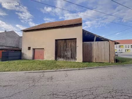 inconnu 2 pièces 150 m²